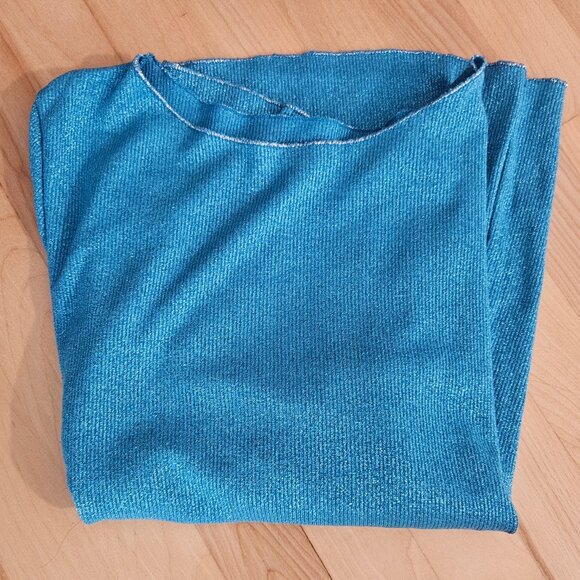 3/$15 blue sparkling t-shirt - Picture 3 of 7